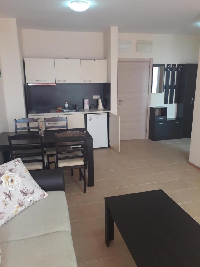 Gradina Sunny Deluxe Apartment Sozopol Exteriér fotografie